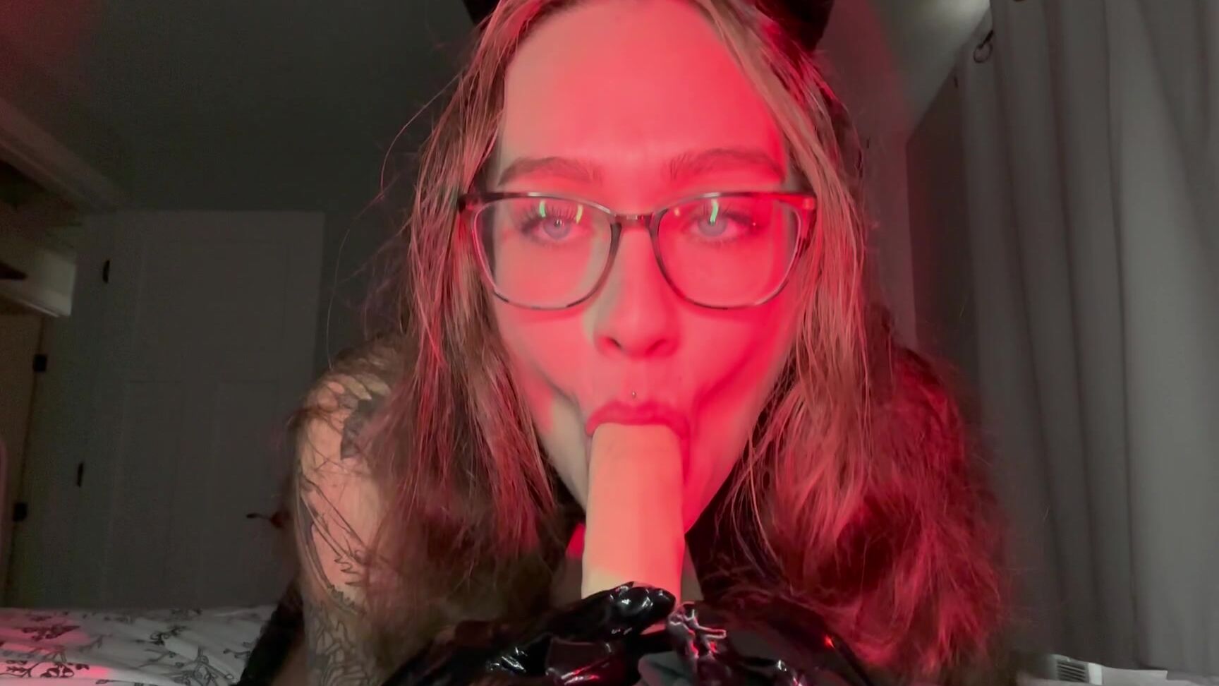 "divinebabe" costume, ghost fucking, halloween, mommy roleplay, succubus succubus turns into mommy manyvids