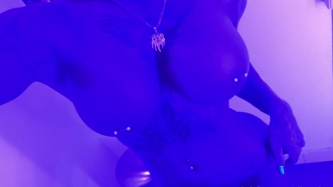 Allegrabrunnet 04 12 2023 Onlyfans Video My Nips Look So Good In This Light
