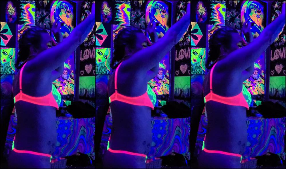 "KittyUV" amateursolo, dancing, dildofucking, milf, striptease striptease uv lingerie Manyvids