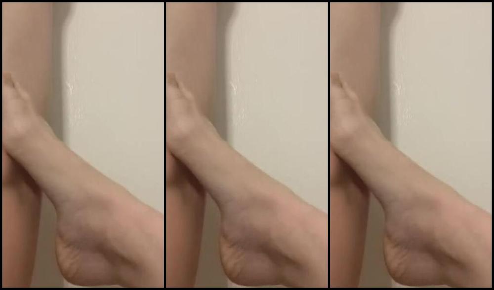 Nina Aka Fityoginina Onlyfans I Was A Little Sedentary This Evening And Had My Feet Super Heated Up In My Uggs And They Got A Litt