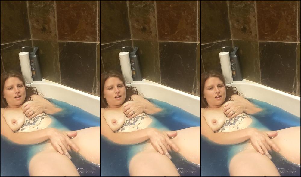 Sexyinstraps Happy Full Video Friday I Fingered My Pussy And Added