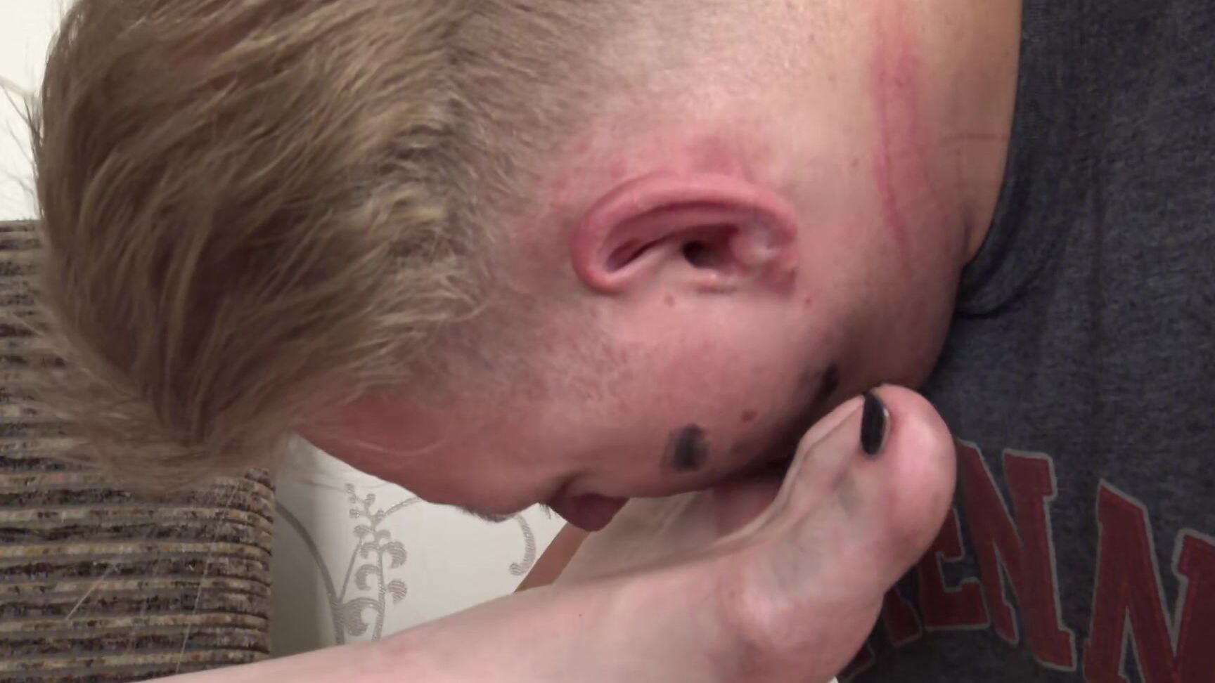 Anastasia Dirty Feet Worship