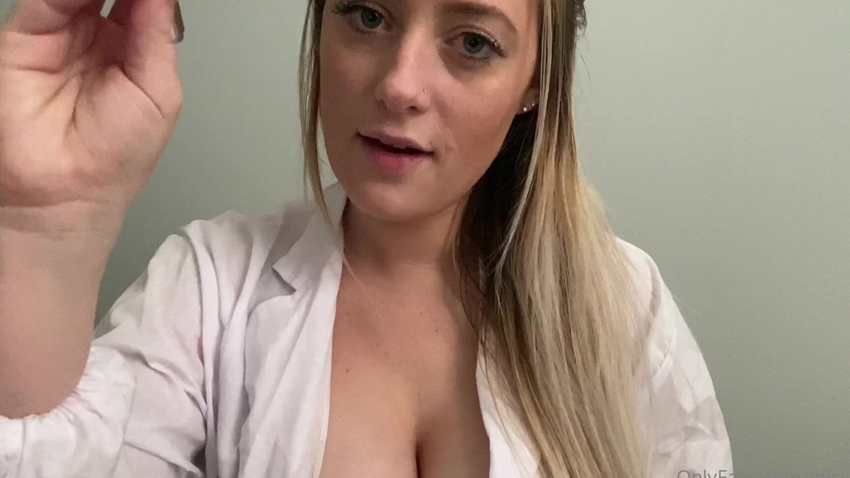 Misscassi Little Doctor Asmr For Your Friday