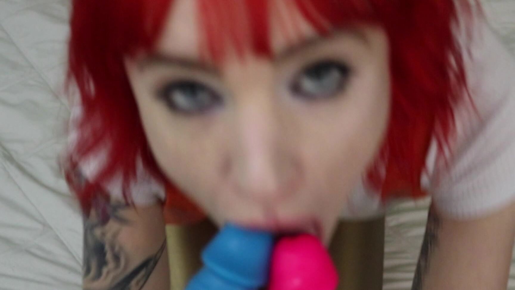 Aliens & Monsters, Cosplay, Eye Contact, Dildo Sucking, Wet & Messy jasperswift leeloo sucks two space dicks ManyVids