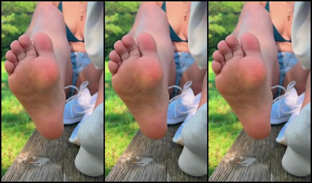 Mabelsummer Onlyfans Would You Suck On Them Even If They Re A Little Dirty