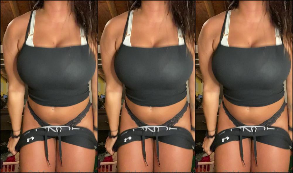 Nobettertits 984346173 09 29 2020 Good Morning Message Me For The Full Video