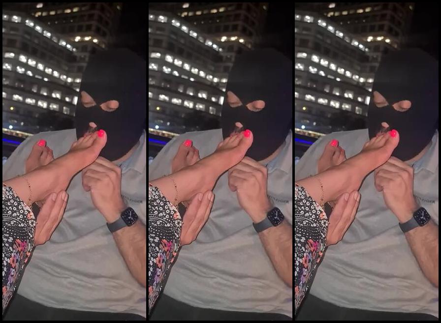 Feetbysherri Onlyfans Bossy Paw Foot Party July 2023 Having My Feet Worshipped On The Top Deck Of The