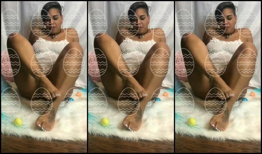 Selena Nicknamed Lunas83Feet Onlyfans Happy Easter