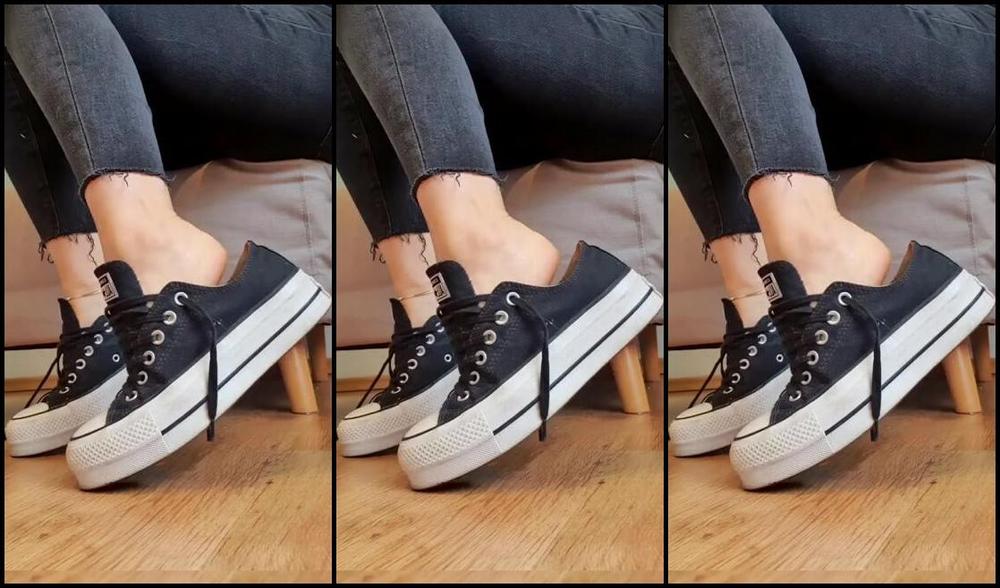 Sofiastoe Aka Sofiastoes Onlyfans Do You Like Sweaty Feet Sweaty Clean Sticky Delicious Do You Like My New Pedi