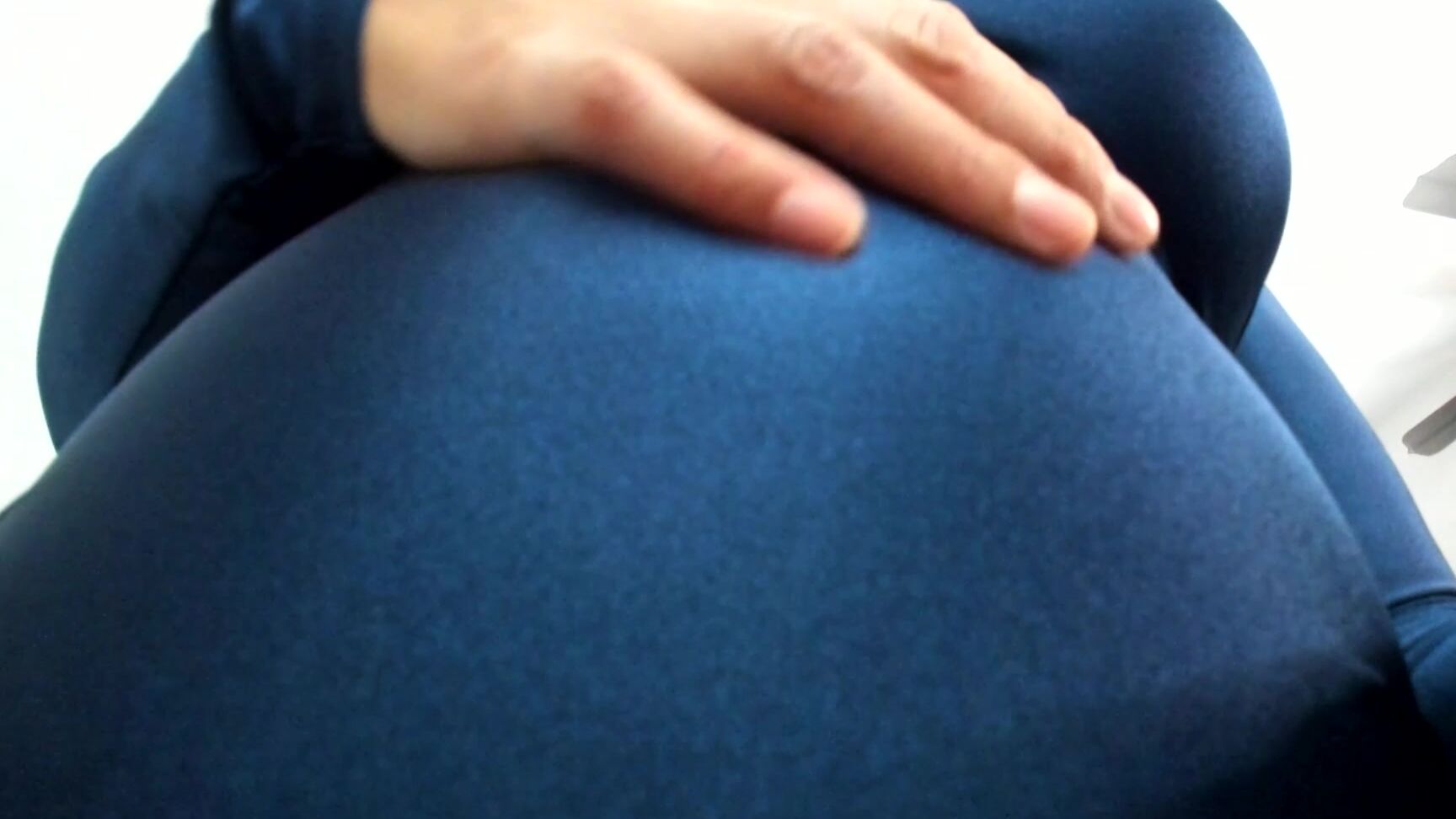 Makayla Divine Stuffed My Belly On A Date