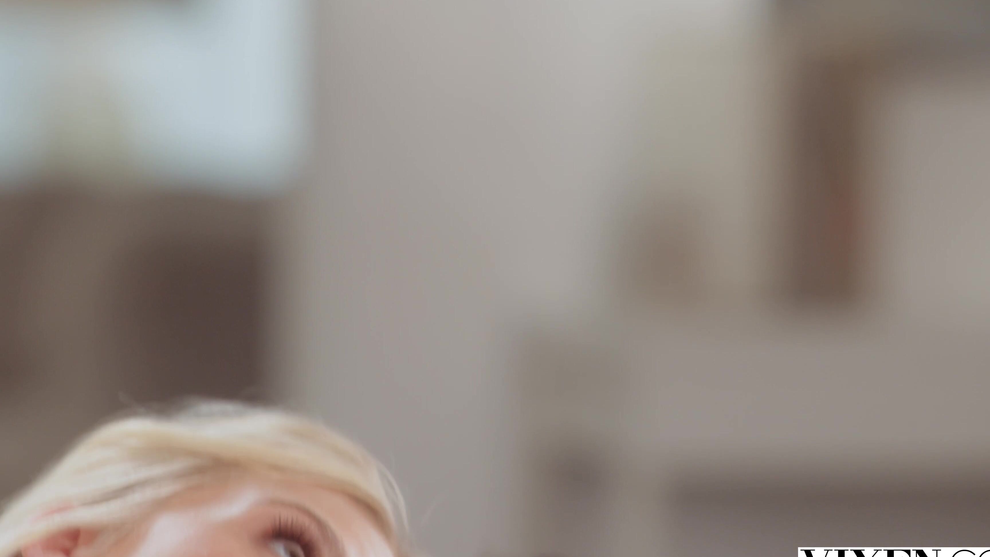 Threesome, Blowjob, Gonzo, All Sex, Hardcore, Bubble Butt, Blonde, Big Tits Jazlyn Ray & Riley Steele - It's Over 2 SiteRip