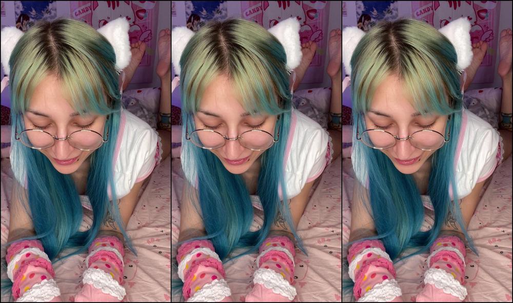 Cutielanalova Silly Ahegao Drooling Tiny Feet