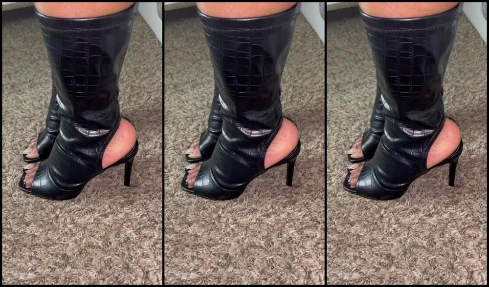 Mytoptiertoes Aka Mytoptiertoes Onlyfans I Really Need Somebody Tell Are You That Somebody