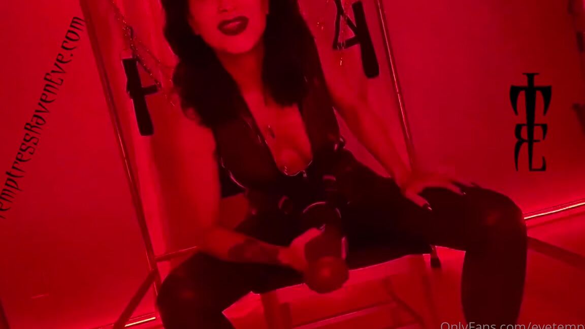 Temptress Raven Eve Aka Evetemptress Onlyfans Custom Demon Daddy S Giant Horse Cock Joi Ruined Orgasm Self Foot Job Denial Want A Custom Send