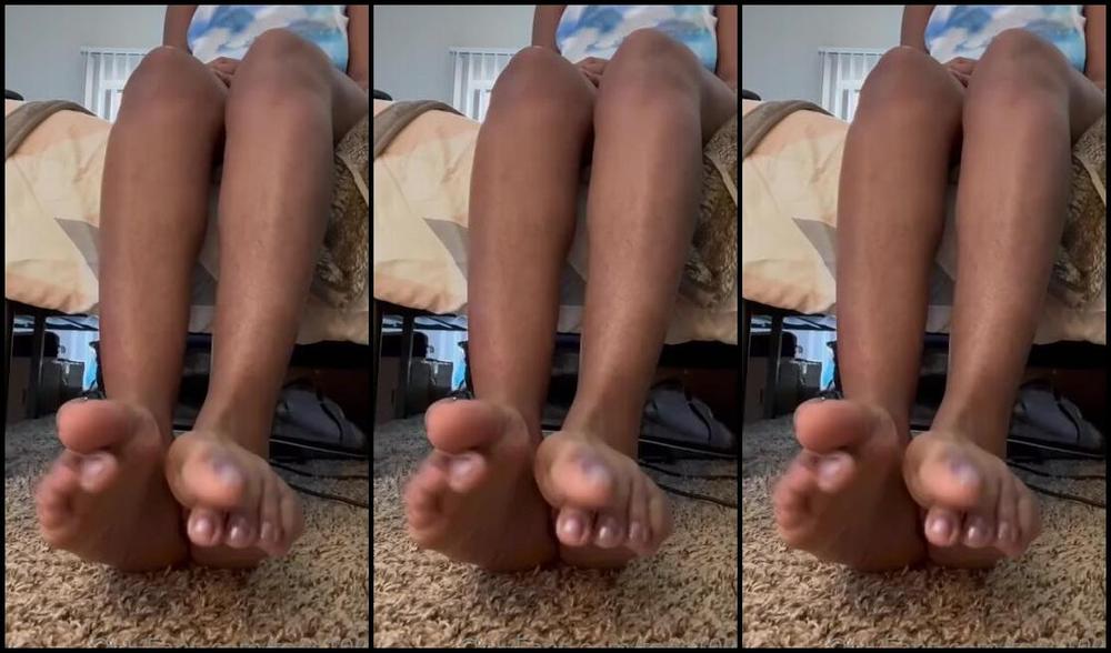 Toes100K Onlyfans Get Close And Get A Sniff Of My Feet