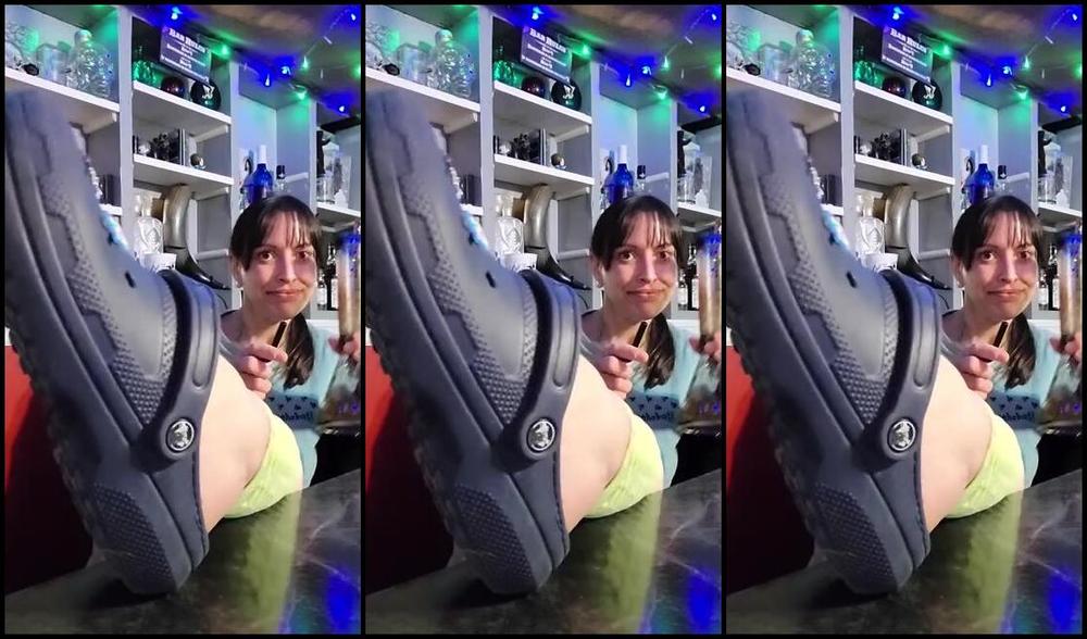 Crystal Paris Nicknamed One Lonely Foot 04 25 2025 Onlyfans Video Randoms From The Week Opht