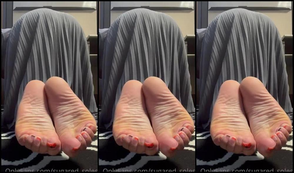 Sugared Soles2 Onlyfans Wearing My Butt Plug All Day At Work Is So Funnn I Know Y All Like My Hairy Asshole But All That