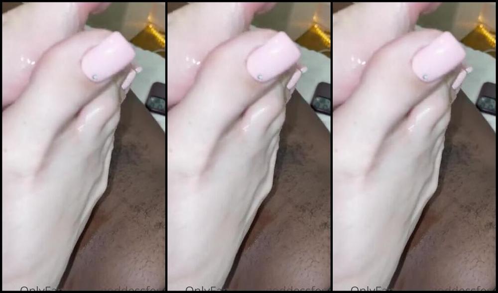 Fendi Feet Aka Goddessfendi Onlyfans A Lot Of You Guys Are Wanting To Try Domination I M Loving It Makes The Session More Fun For Mep