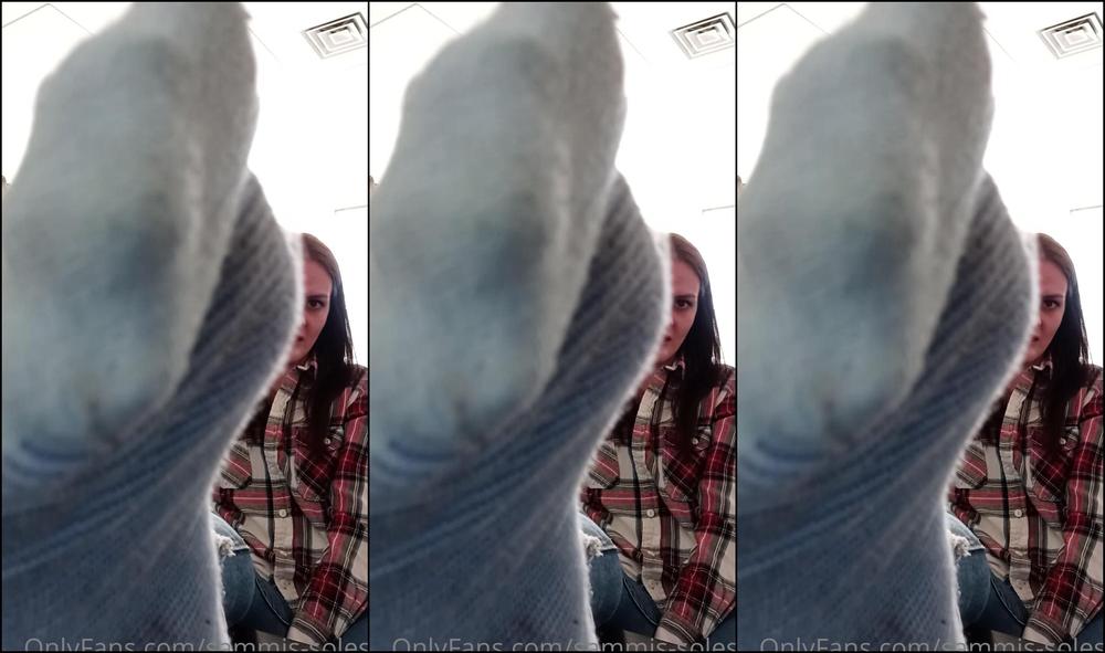 Sammis Soless Get The Dirt Of Gritty Boii You Know I Love When You Glaze Your Tongue Between My Toe