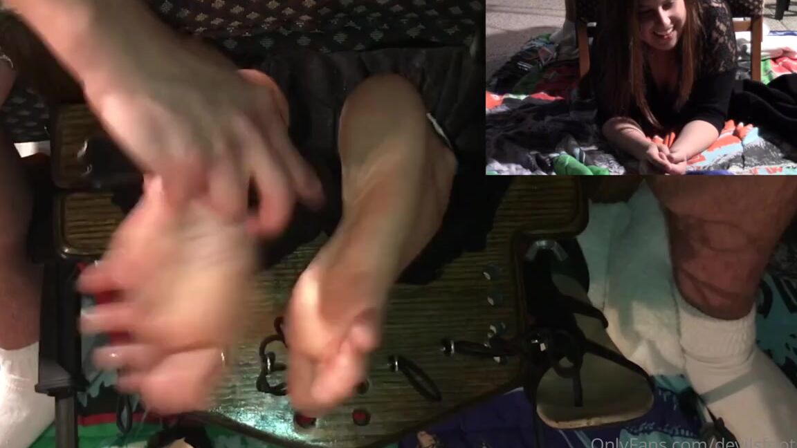 Devilsfootstool Onlyfans The Tickle Throne Elizabeth Kay