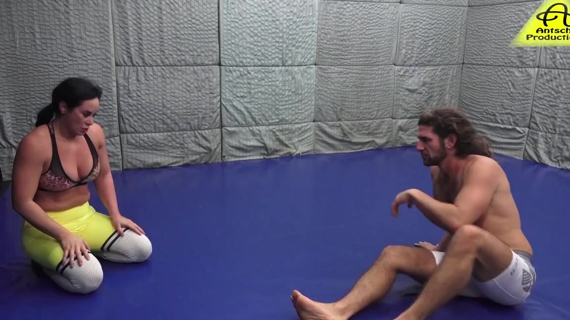 Antschas Wrestling And Fetish Store Marina Redstar Vs Bert Yellow Leggings Mixed Competitivep