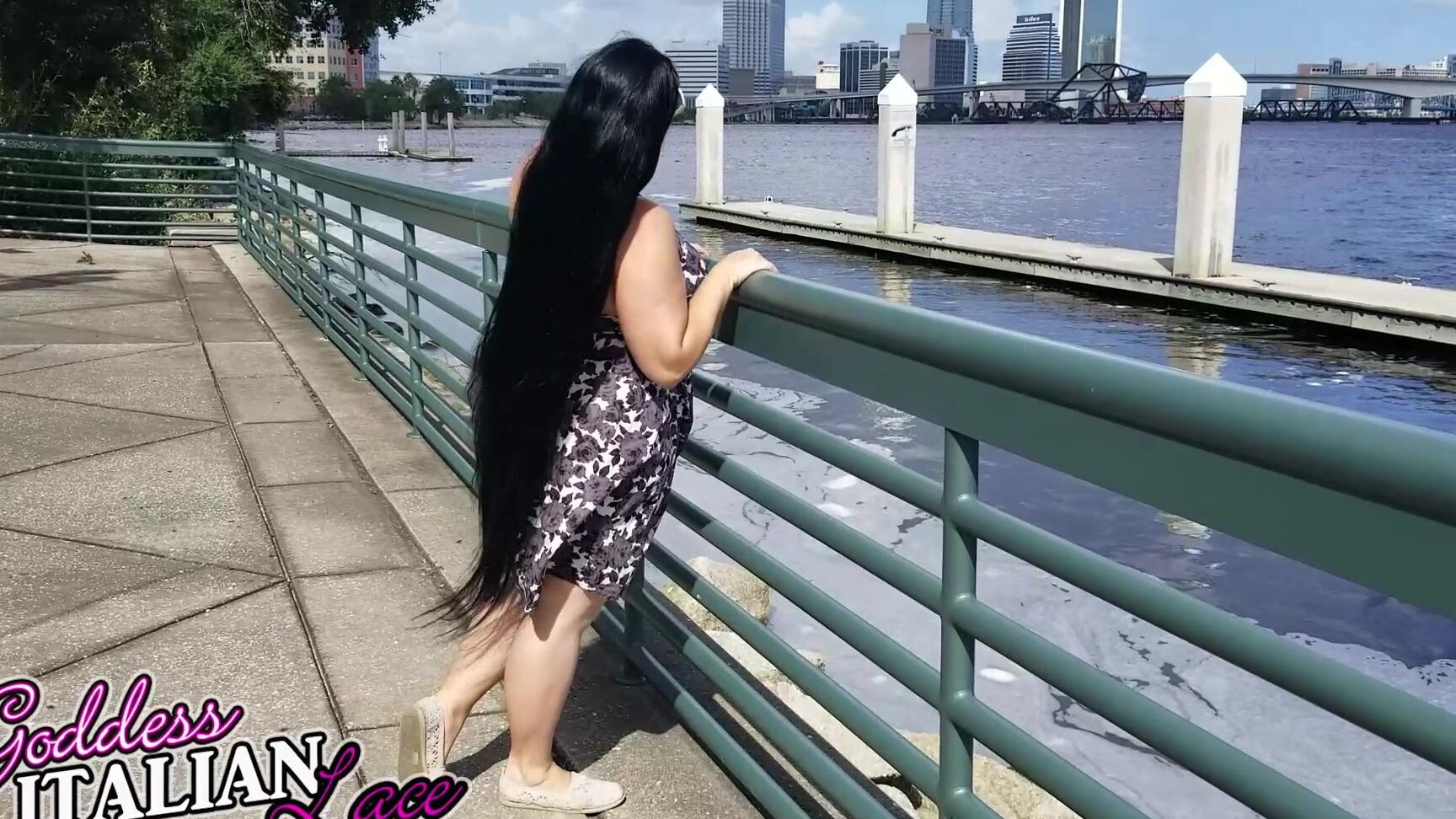 Italianlace Admire My Hair In The Sun