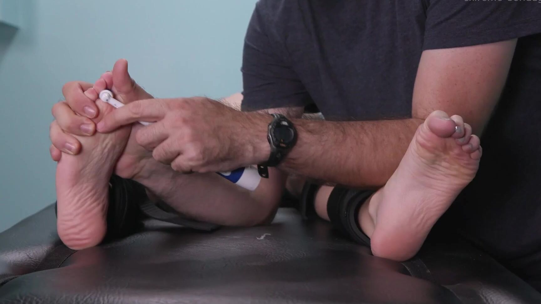 Cinematickink Anna Tickle Bondage Table Export 1 Bdg