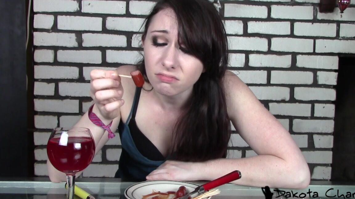Dakotacharmsxxx Eating Your Teenie Tiny Weenie