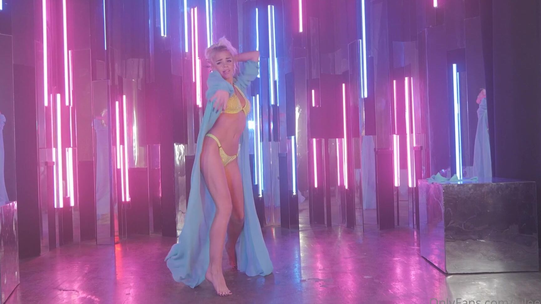 Juleeya My Hot Dance