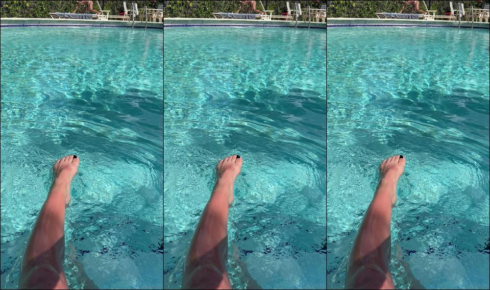 Alyagoddess Come Get Wet With Me