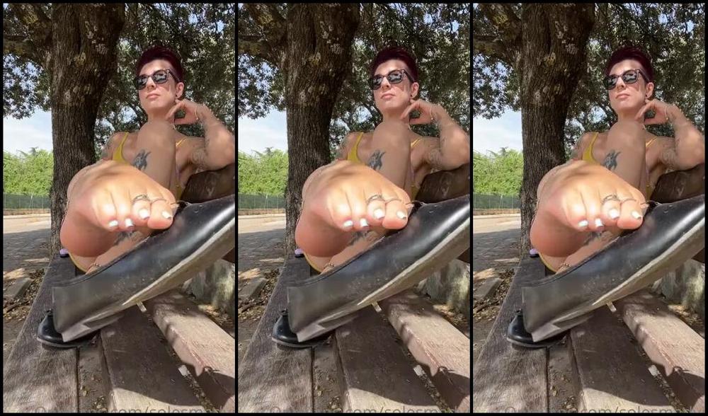 Solesmad Fetish Queen Aka Solesmadvip Onlyfans Although I Hid You I Have Seen You Look At Me And Now Its Even More Fun To Tease You