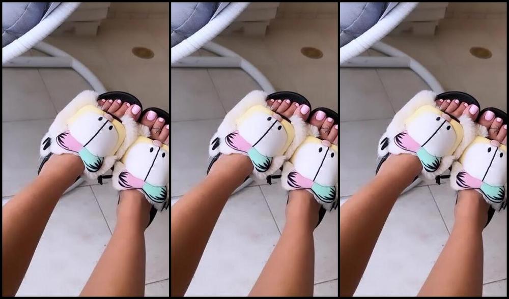 Its Queen Kylie Aka Its Queenkylie Onlyfans Good Morning From Your Goddess New Ashtray Needed Jav