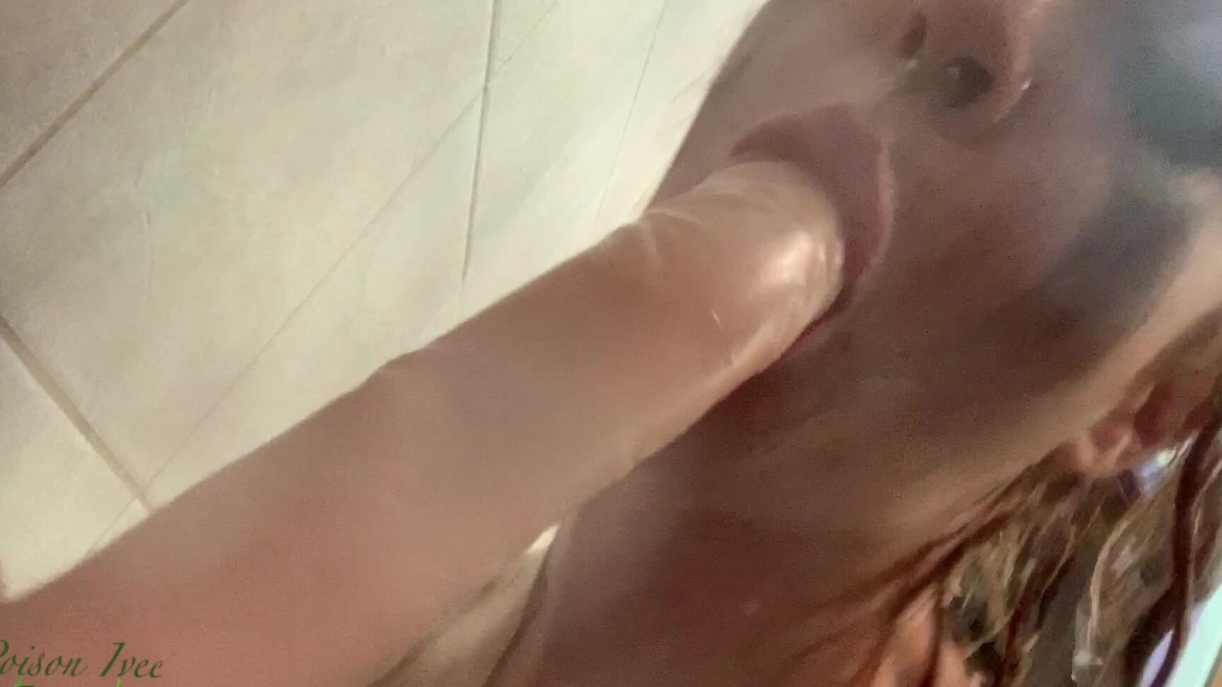 Poison Ivee Meet Me In The Shower