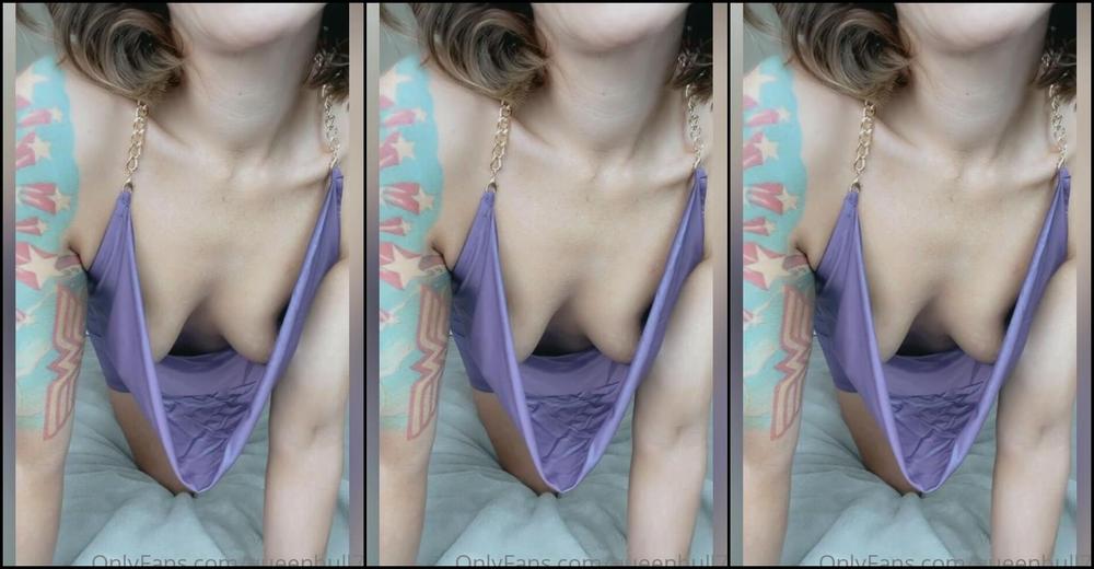 Queenbull If You Look Down Mommy S Dress Then You Owe Me For Being So Weak