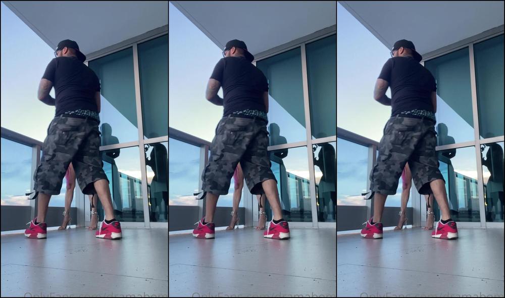 moneybirdette-19-08-2020-731867114-shot-naked-on-the-balcony-in-miami-can-t-wait-to-get-this-edited-video-