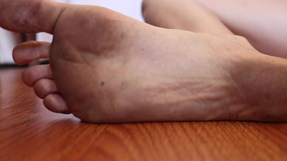 Lexi Dollface Worship My Dirty Feet