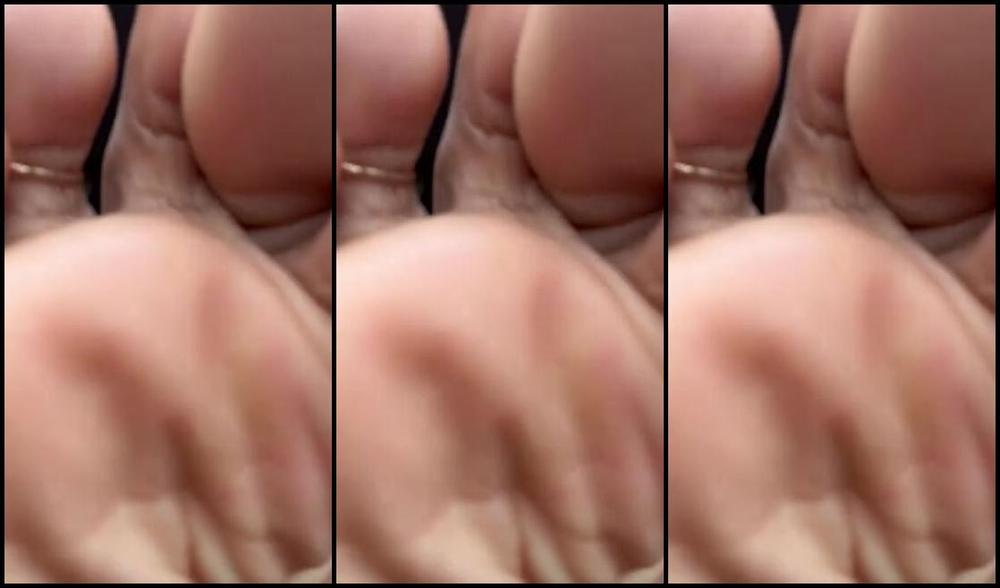 Dissatoes Onlyfans Get The Oil Ready Baby