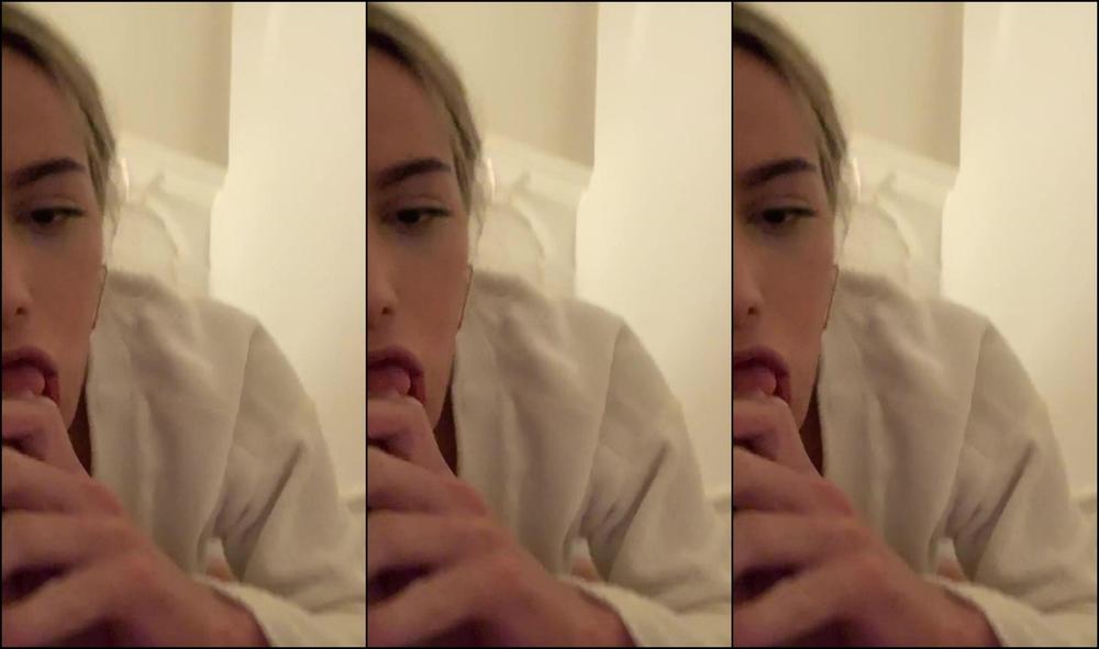 Emilynarizinho Me And My Friend Playing A Se