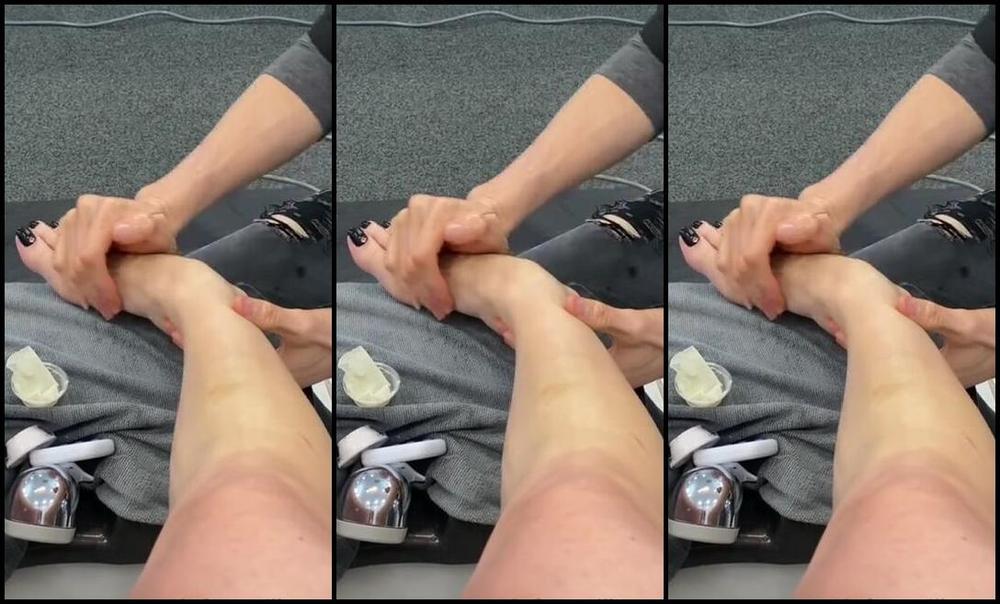 Waifu Jess Nicknamed Waifufeetmilkog Onlyfans Behind The Scenes Of My Newest Pedi