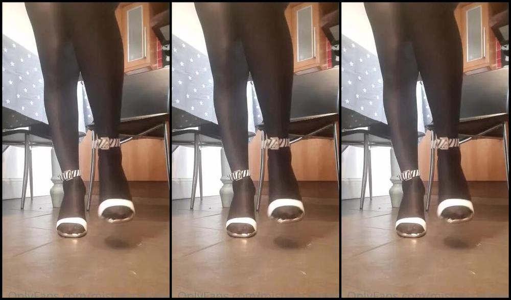 Mistress Athena Nicknamed Mistressathena Onlyfans Lets See If Your Show Worship Skills Are Up To Scratch Clip For My Shoe Fan