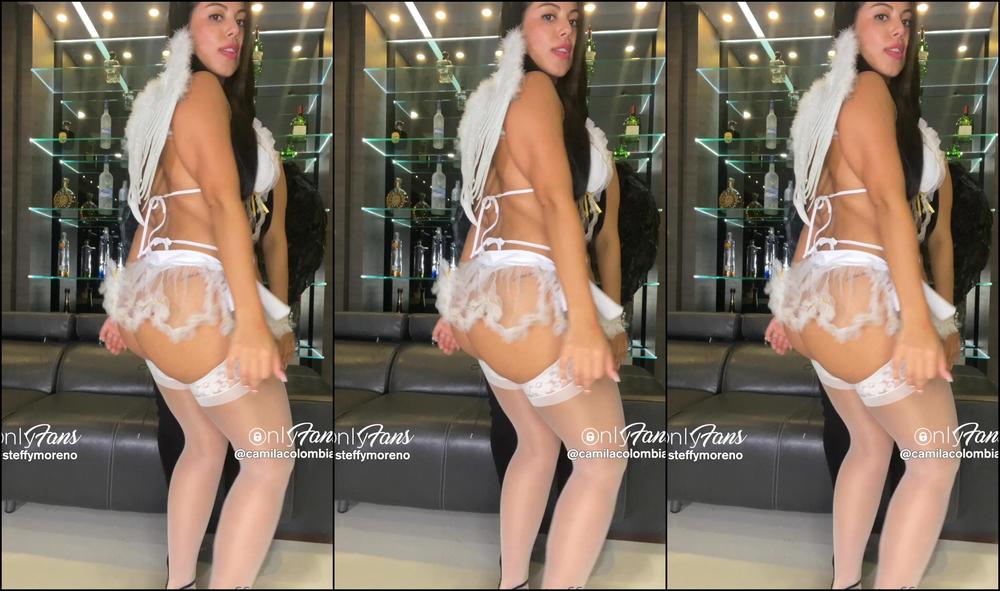 Steffymoreno 2260526439 10 30 2021 A Good Angel And A Bad One Twerking This Bad Angel Camilacolombia20 Made Me Sin