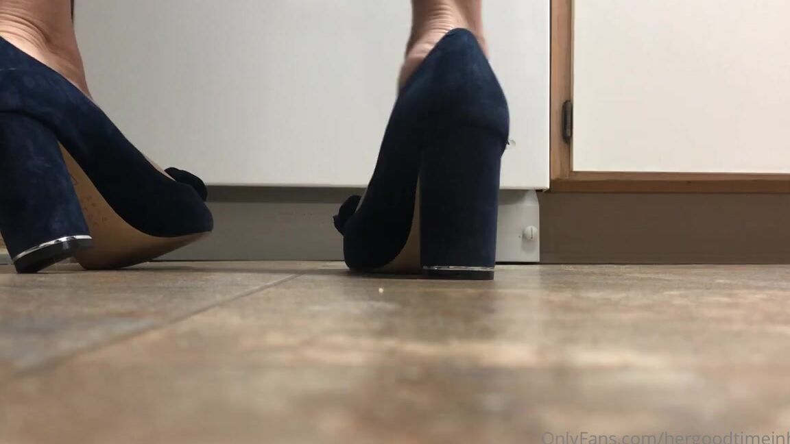 Hergoodtimeinheels Nicknamed Hergoodtimeinheels Onlyfans Video 1