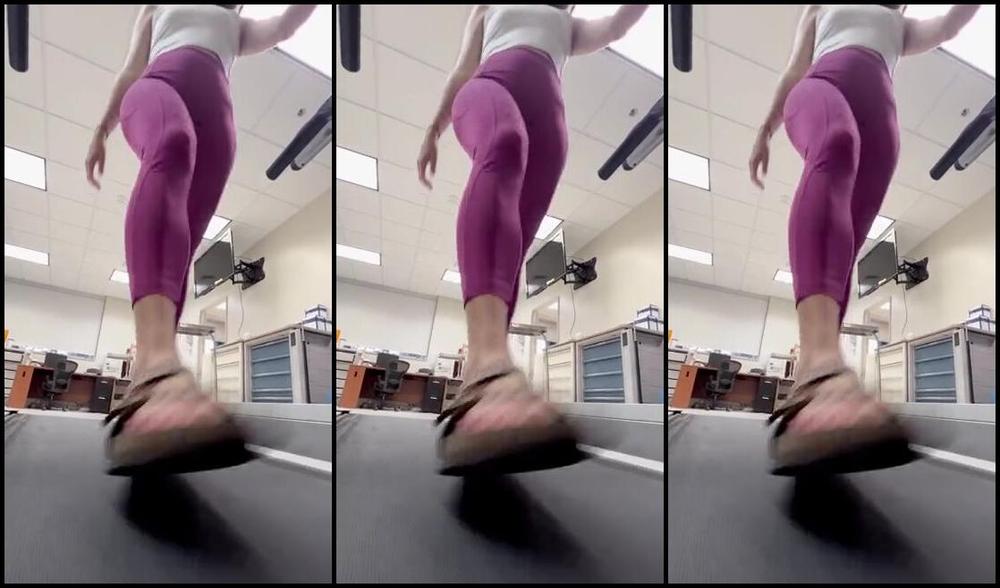 Giantess Tara Nicknamed Giantesstara 04 17 2024 Onlyfans Video Just Messing Around On A Treadmill