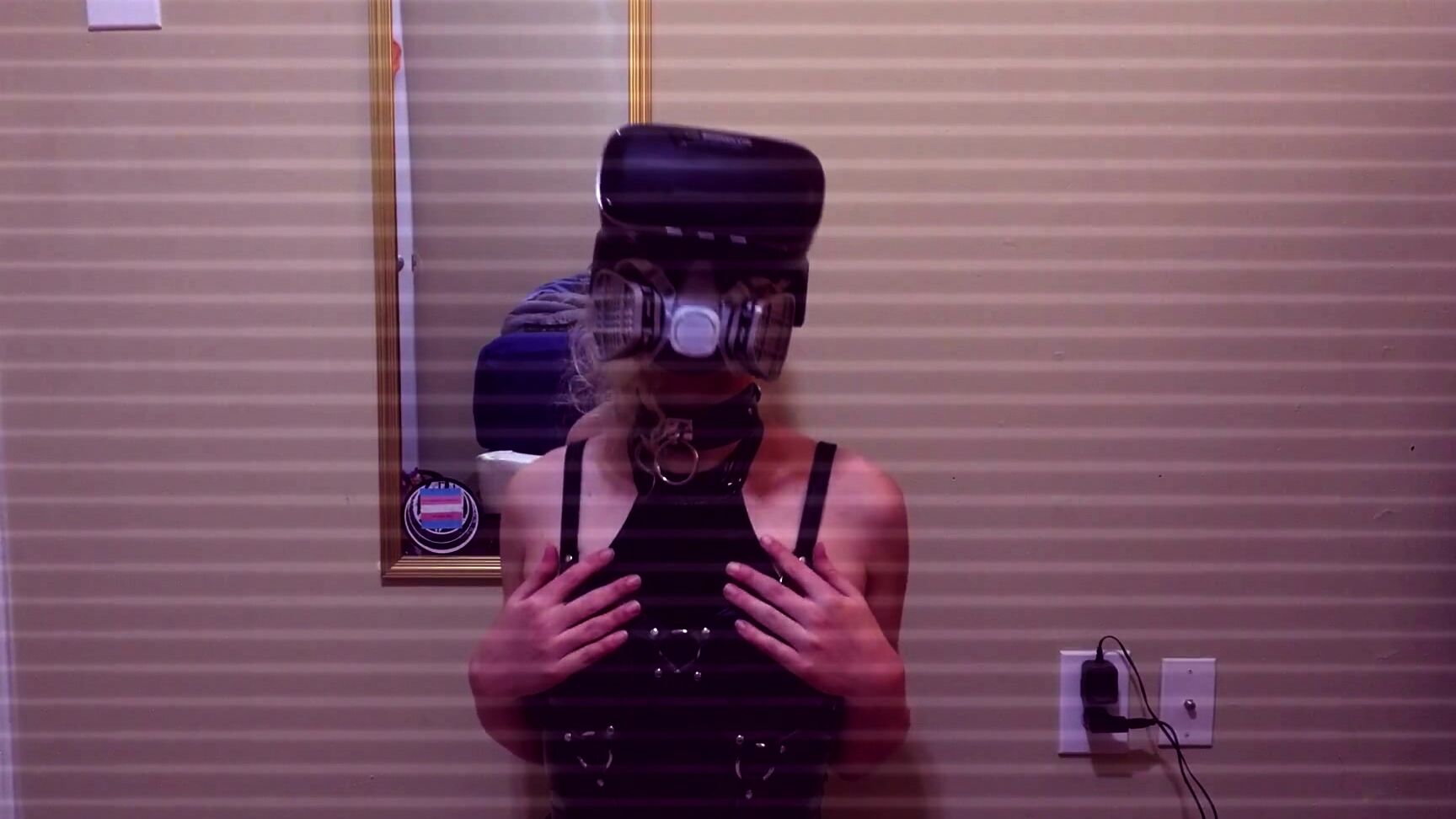 Gas Mask, Latex, Mind Fuck, Queer, Trans cyberslutfaye slutty drone 0464 gets reprogrammed ManyVids