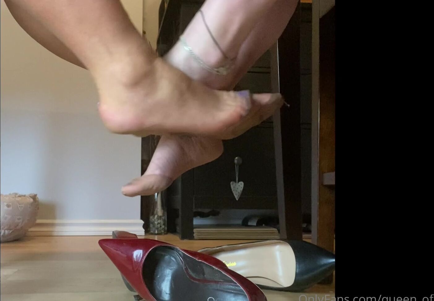 Monkey Solez A Lil Shoe Play With Gabbykrush Let Me Know If You Would Like To Know What We Talked Abou