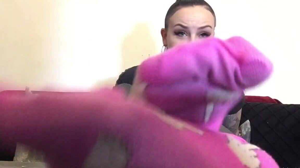 Anushkavelvet Onlyfans Time To Jerk Off To My Fvck U Socks Now Sniff Them