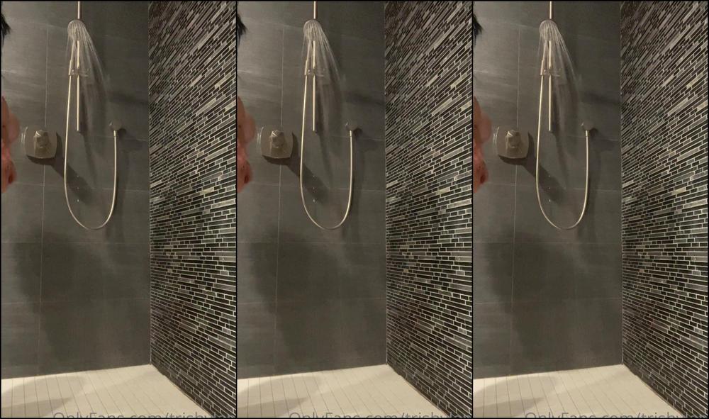 Trishyland Pantyhose Off And Shower Time On Making Myself Cummm With My Shower Head After A Long Da