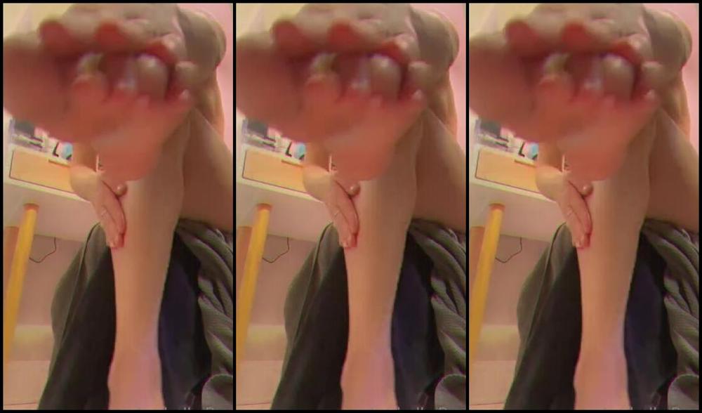 Goddess Anabelle Pync Nicknamed Anabellepync Onlyfans Happy Valentines Day