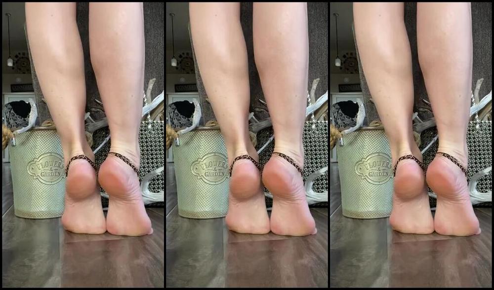 Lezlyan Nicknamed La Little Dancer Feet Onlyfans Lets Get Real For A Sec I Need You To Lay Your Head Down