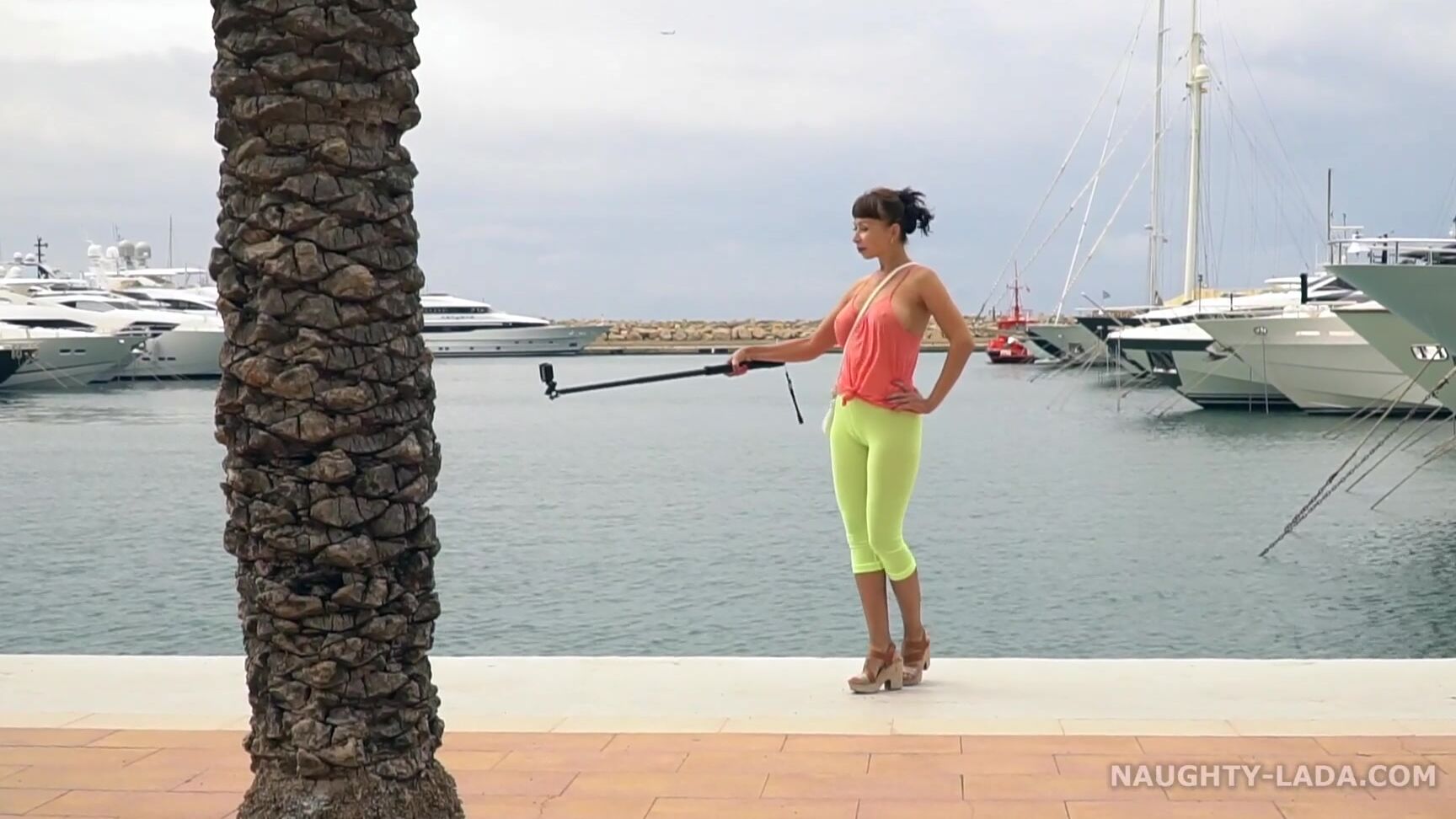 "French Girls At Work" Kink, Mom, Mother, Public, Outside, Cameltoe Pussy, Camel Toe, Leggings, Public Flashing, Public Exhibitionist, Transparent Dress, Suggest French Girls At Work Camel toe flashing in public pornhub